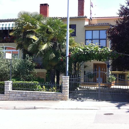 Apartments Boris Пореч Екстериор снимка